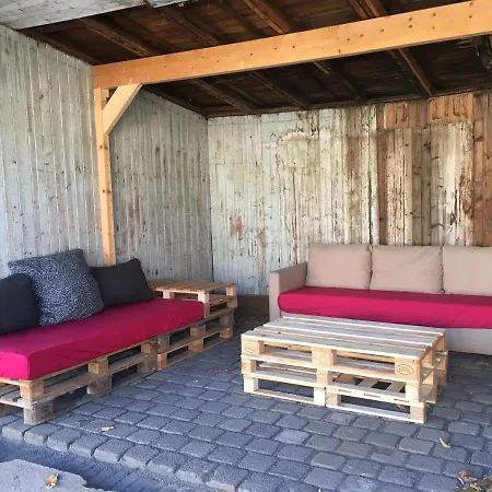 Senfbude - Klein Aber Fein - Wunderschoenes Studio-apartment Mit Terrasse Und Stellplatz Apartment