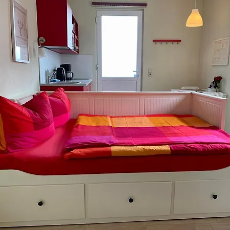 Senfbude - Klein Aber Fein - Wunderschoenes Studio-apartment Mit Terrasse Und Stellplatz